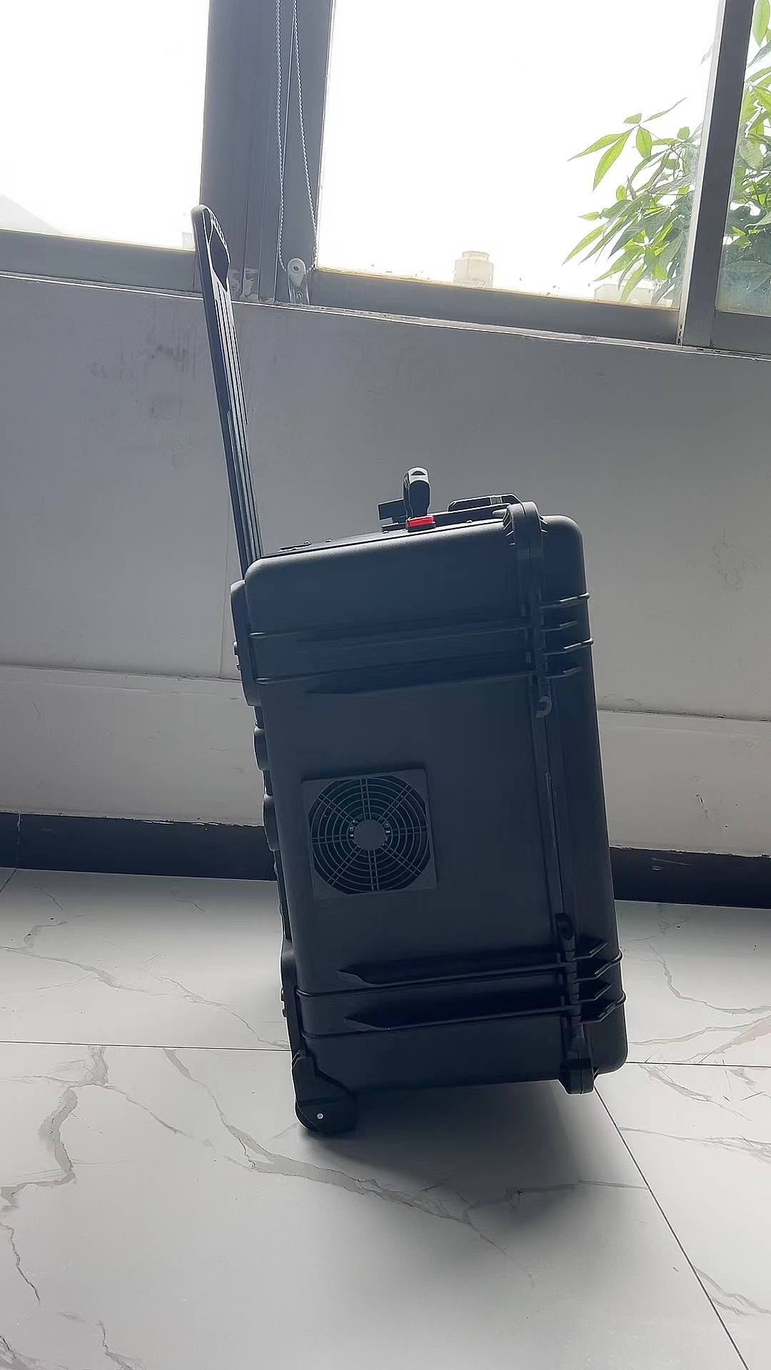 金寨手拉箱型移动通信干扰器